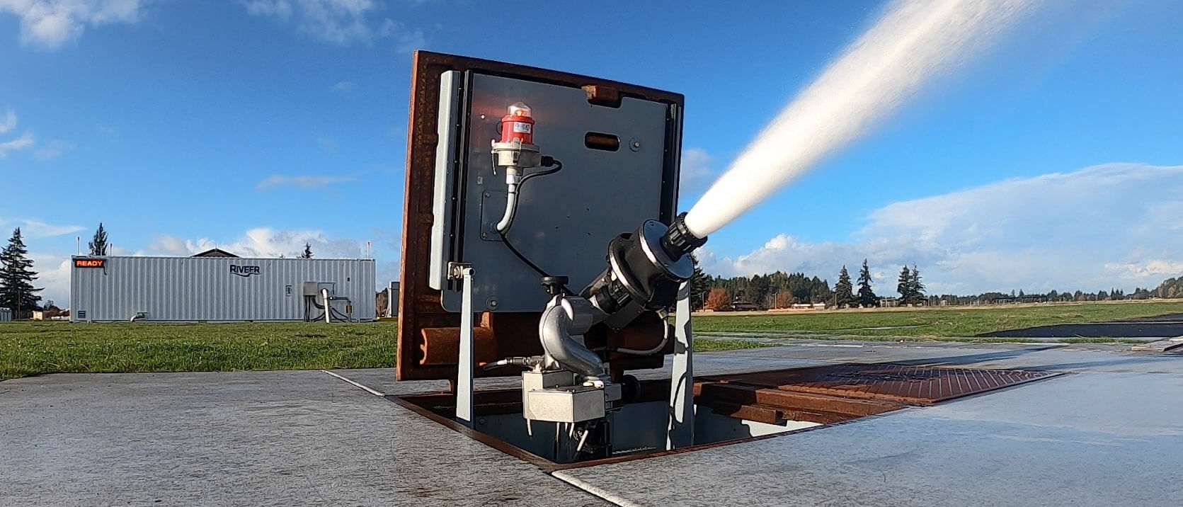 monitor vault spraying water